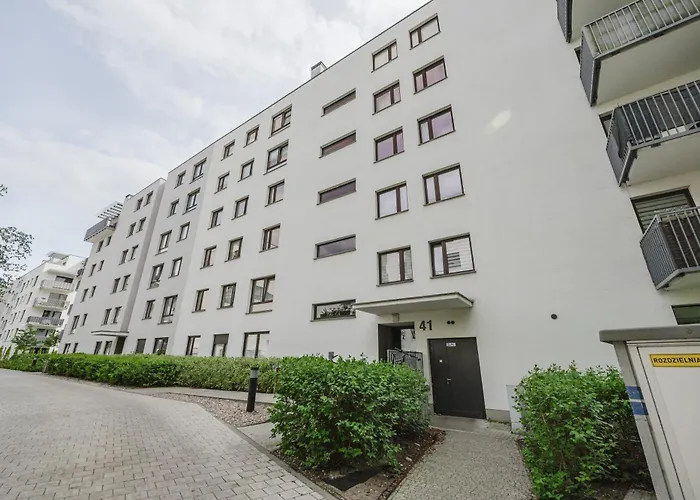 Wilda Chic By Bookinghost * פוזנן